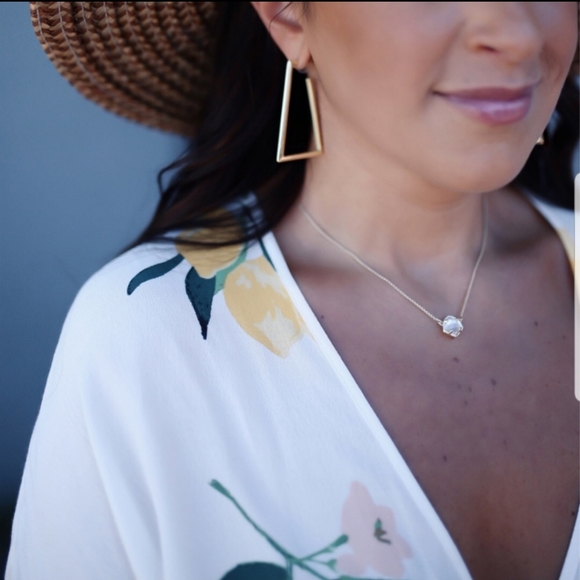 Kendra Scott, Easton, Gold Earrings - Picture 8 of 11